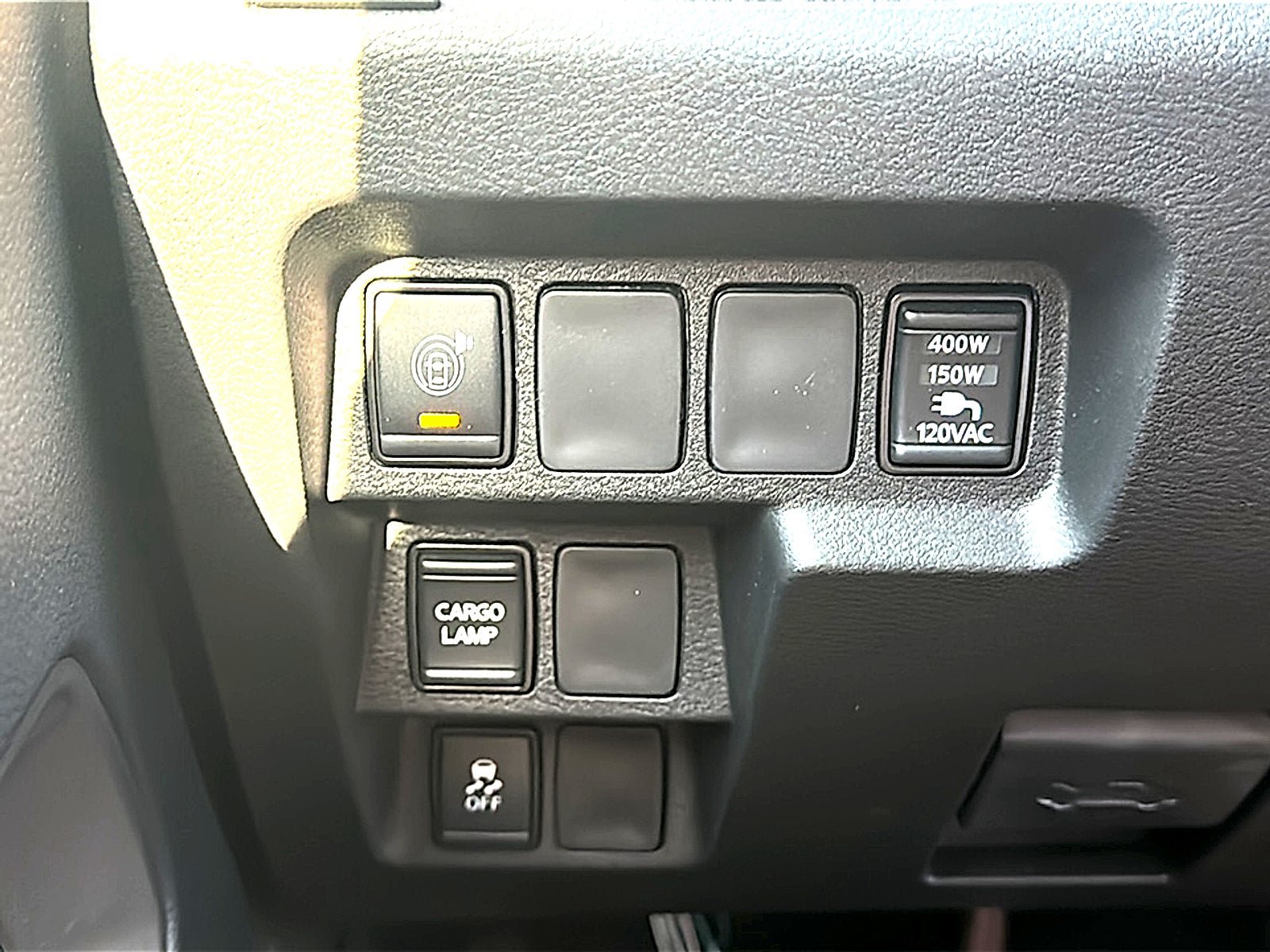 Used 2024 Nissan Frontier SV w/ SV Convenience Package RWD image 36