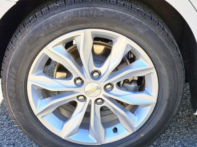 Used 2023 Chevrolet Malibu LT image 10