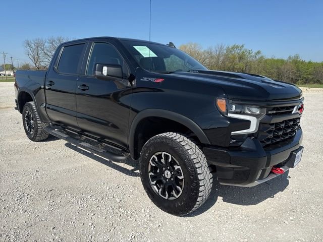 Used 2023 Chevrolet Silverado 1500 ZR2 w/ Technology Package image 8