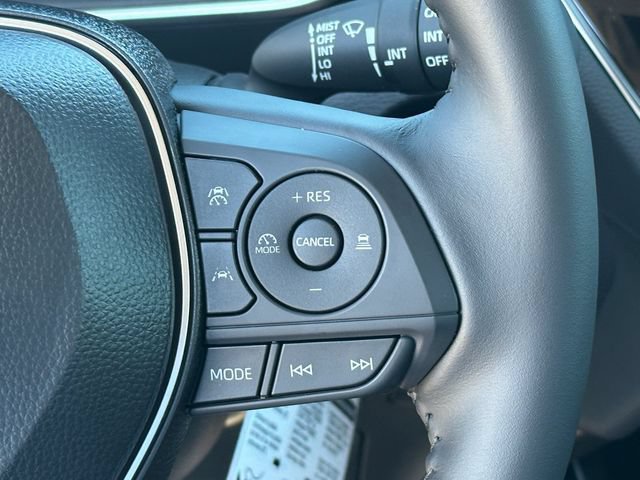 Used 2026 Toyota Corolla Cross XLE w/ Convenience Package FWD image 14