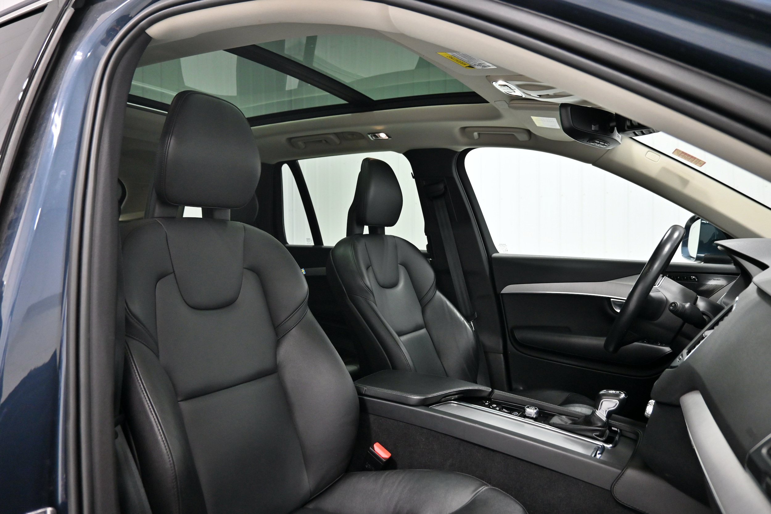 Used 2021 Volvo XC90 T5 Momentum w/ Climate Package AWD/4WD image 27