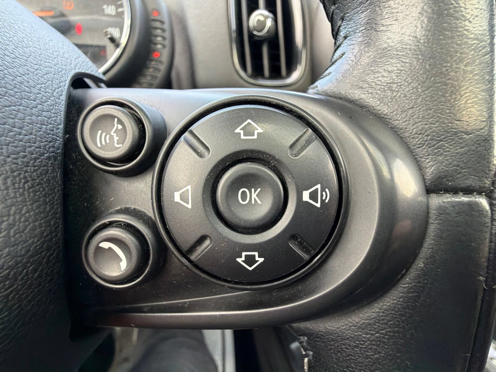 Used 2017 MINI Cooper Countryman S FWD image 17