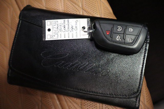 Used 2021 Cadillac Escalade Sport w/ Driver Assist Tech Package AWD/4WD image 84