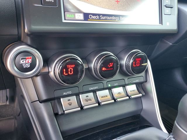 Used 2023 Toyota GR86 w/ ALL Weather Mat Package (TMS) image 24