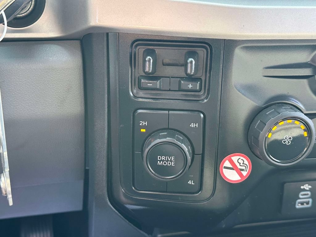 Certified 2025 Ford F250 XLT AWD/4WD image 18