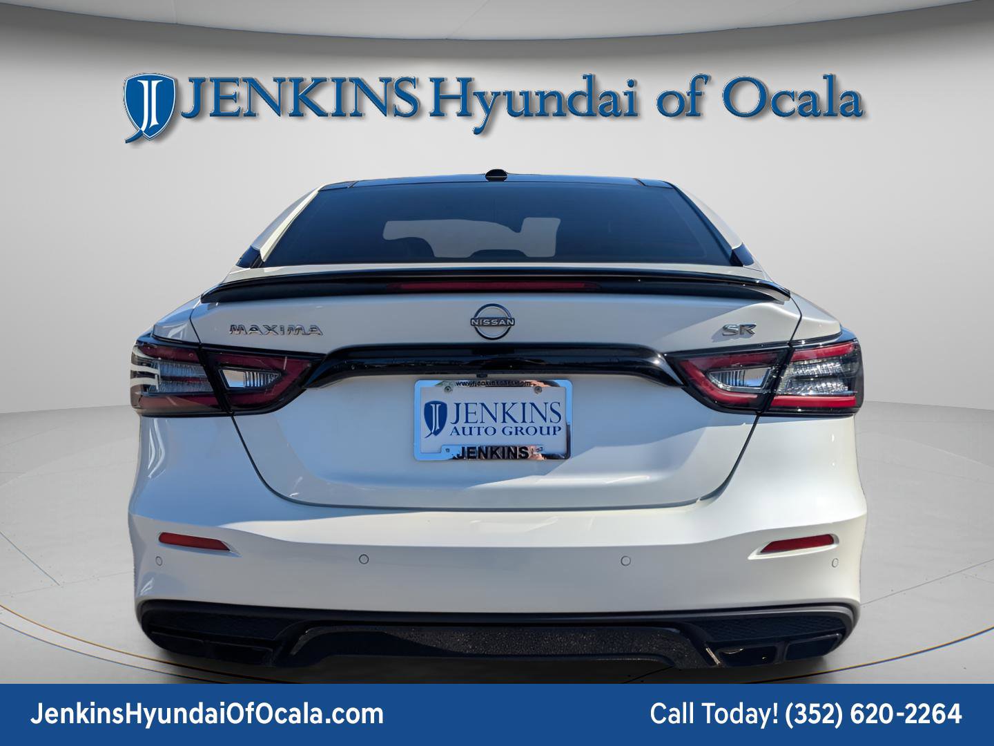 Used 2023 Nissan Maxima SR w/ Sport Mat Group image 5