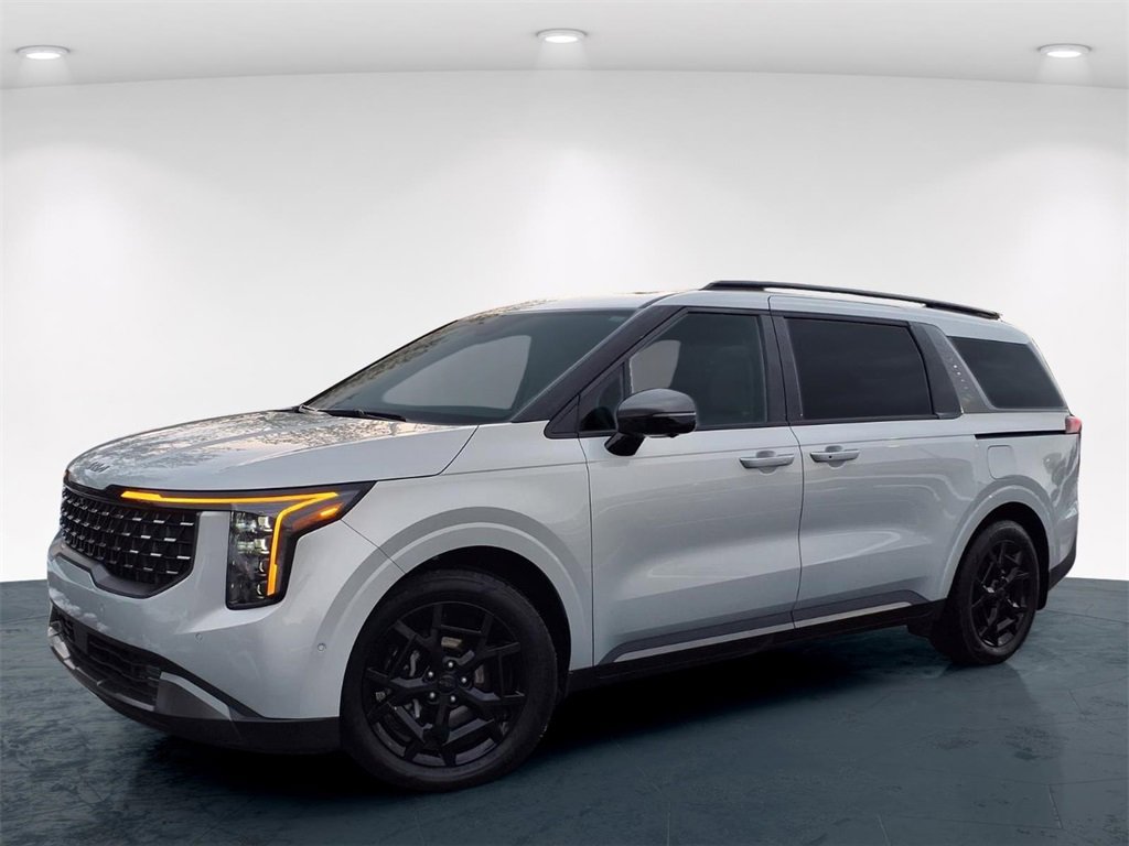 Used 2025 Kia Carnival SX Prestige image 2