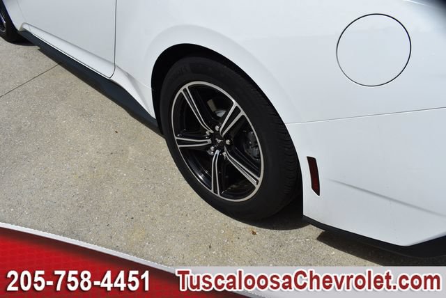 Used 2025 Ford Mustang Coupe RWD image 14