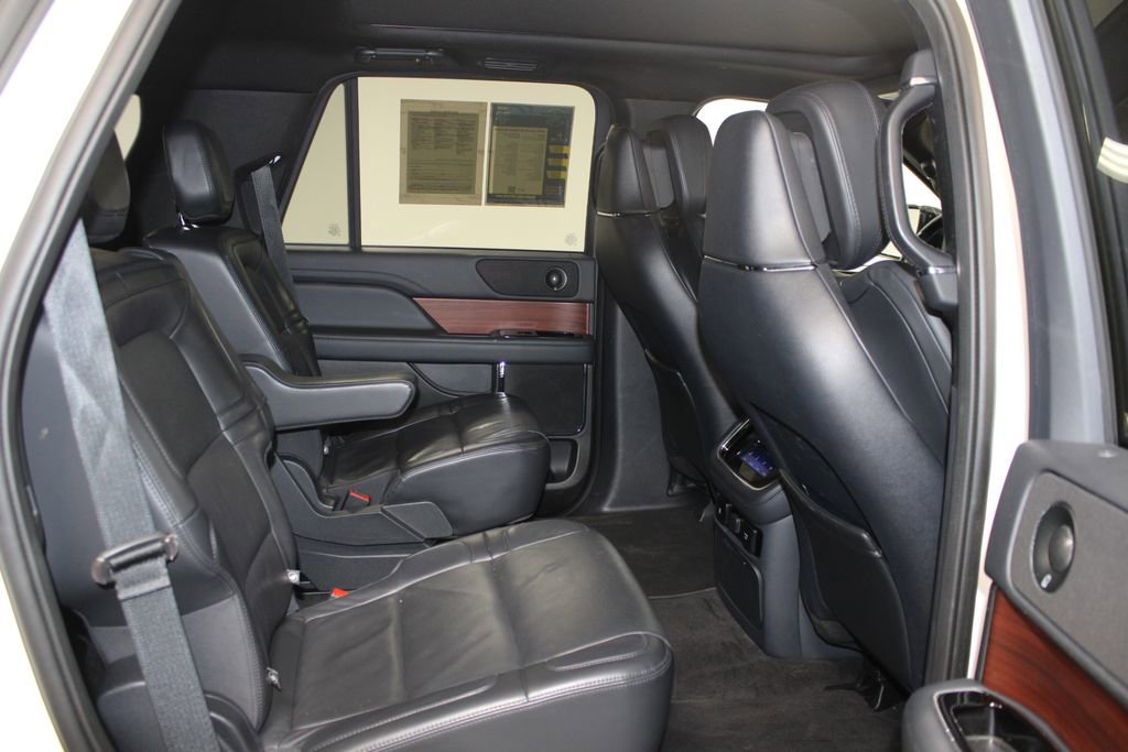 Used 2023 Lincoln Navigator Reserve image 35