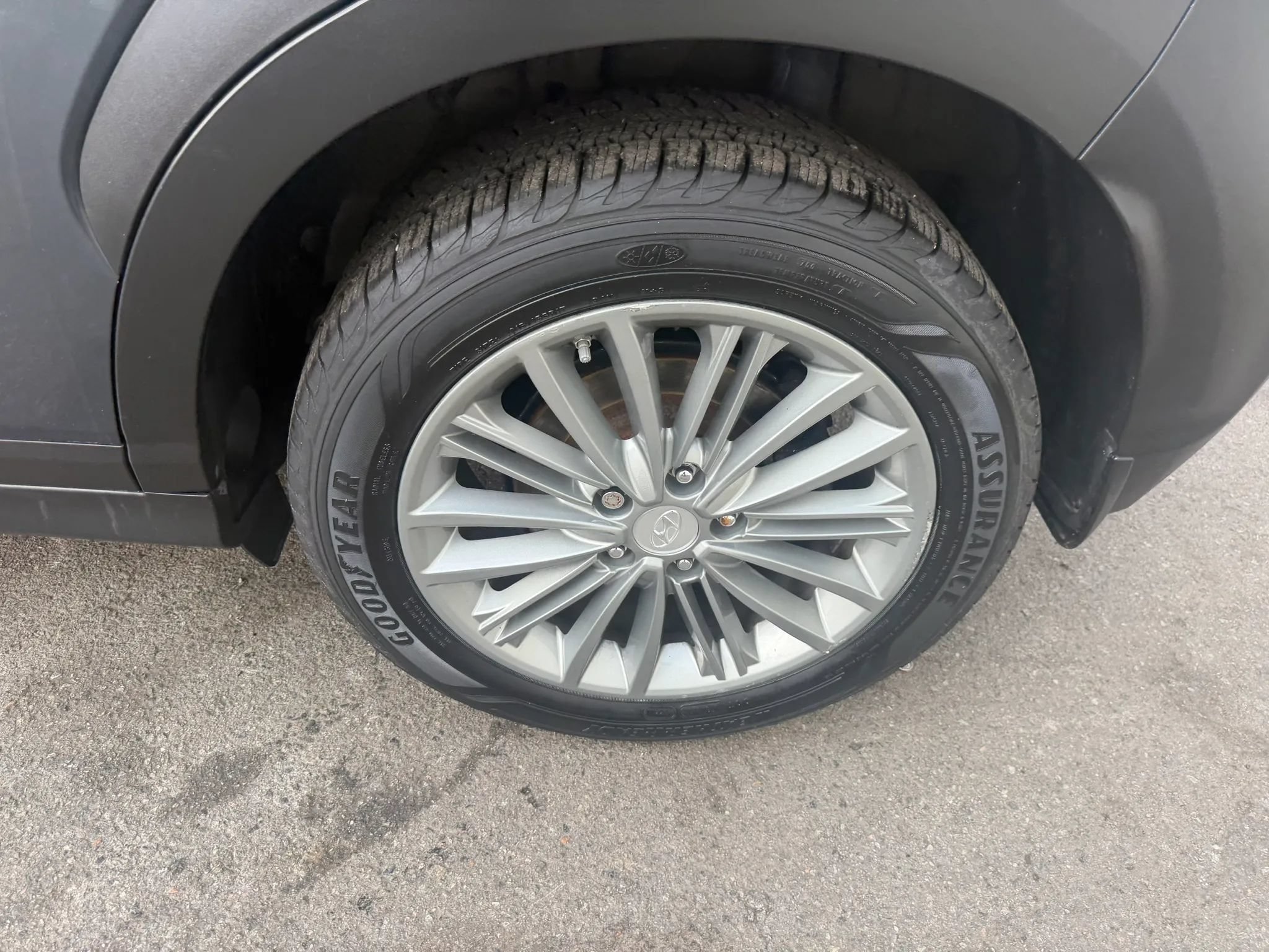 Used 2019 Hyundai Kona SEL w/ SEL Tech Package 02 AWD/4WD image 9