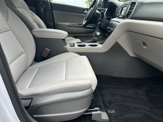 Used 2017 Kia Sportage LX w/ LX Popular Package FWD image 16