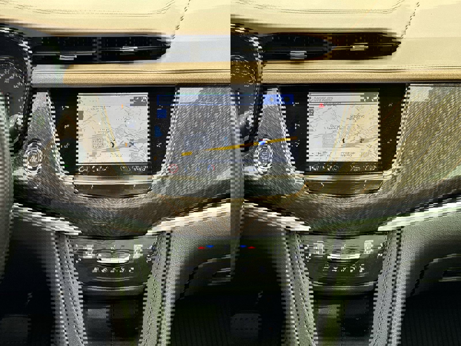 Used 2024 Cadillac XT6 Premium Luxury w/ Platinum Package image 30