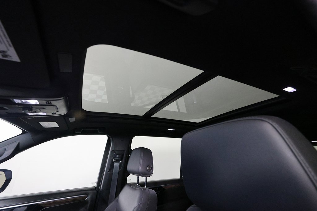 Used 2025 Chevrolet Suburban Z71 w/ Comfort Package image 20