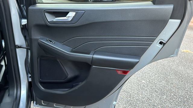 Certified 2024 Ford Escape Platinum AWD/4WD image 18