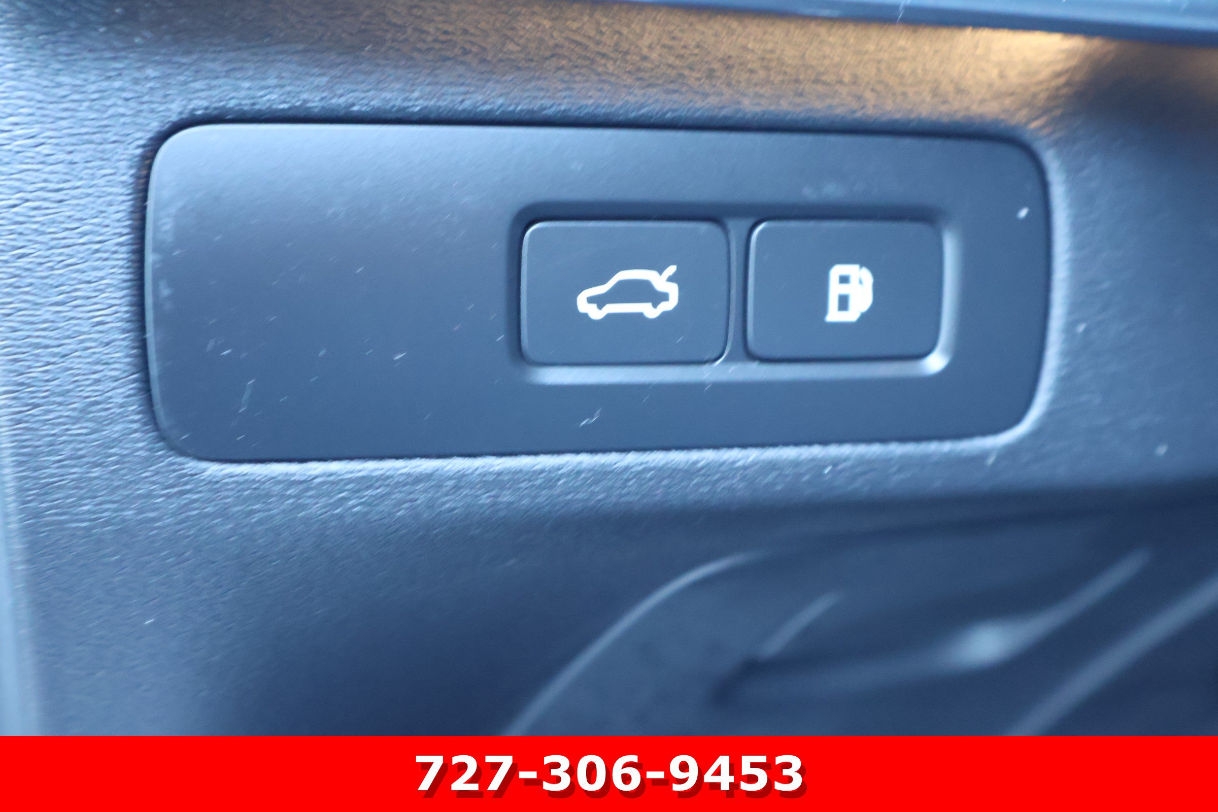 Used 2024 Volvo XC90 T8 Plus w/ Protection Package Premier AWD/4WD image 21