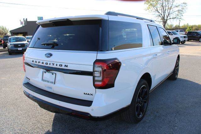 Used 2024 Ford Expedition Max Limited image 5