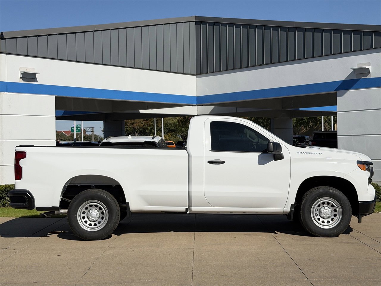 New 2026 Chevrolet Silverado 1500 W/T w/ Trailering Package image 3