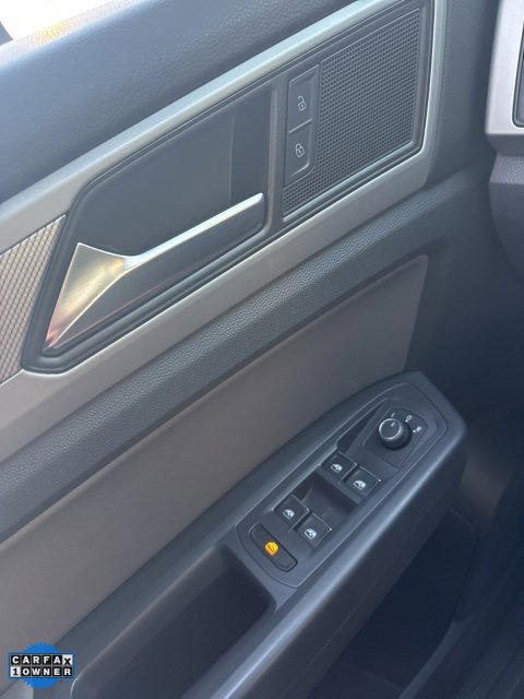 Used 2021 Volkswagen Atlas Cross Sport S image 31