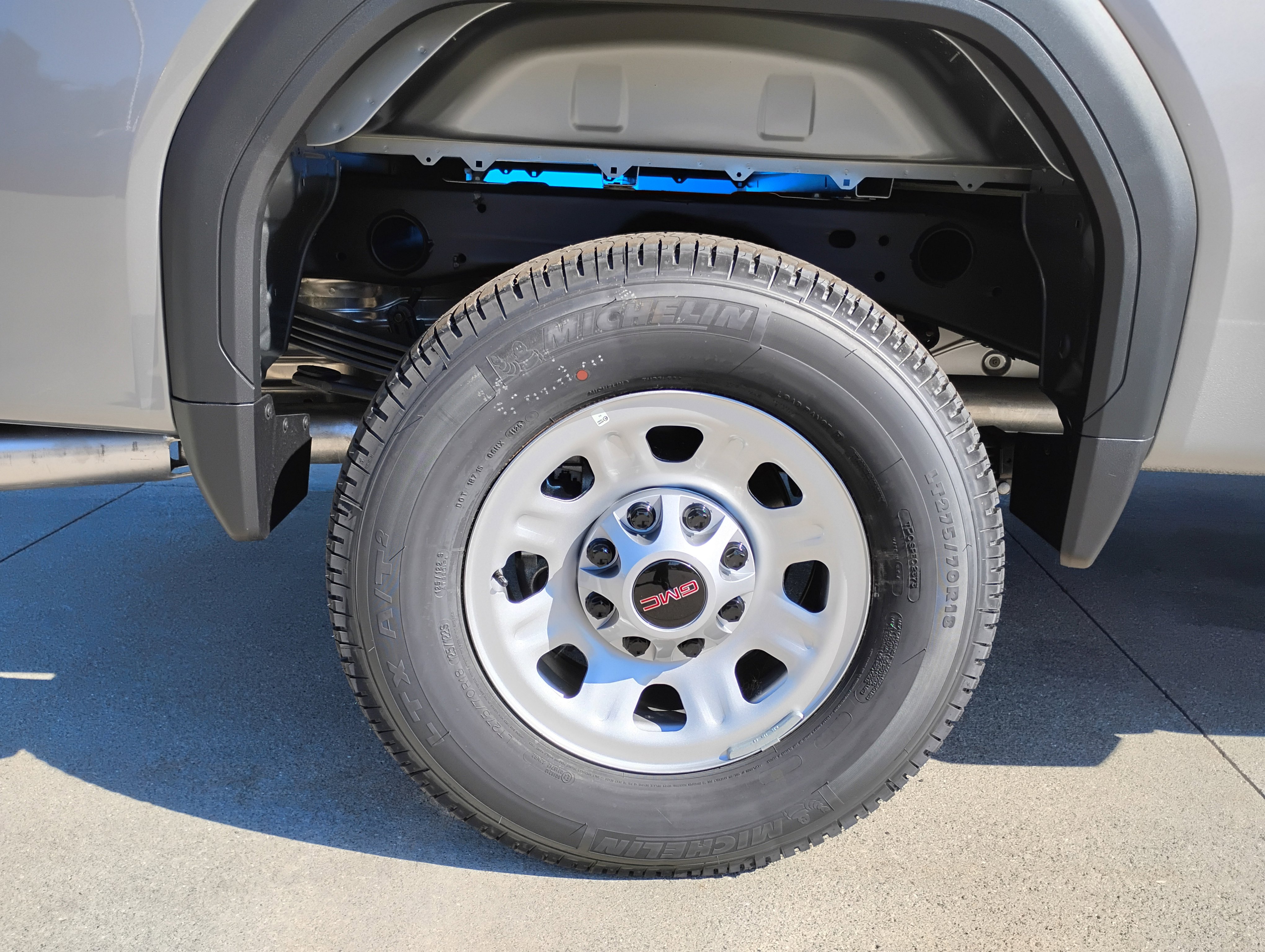 New 2025 GMC Sierra 2500 Pro w/ Convenience Package image 17
