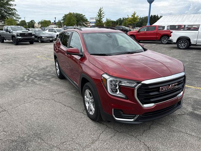 Certified 2023 GMC Terrain SLE w/ Driver Convenience Package FWD image 18