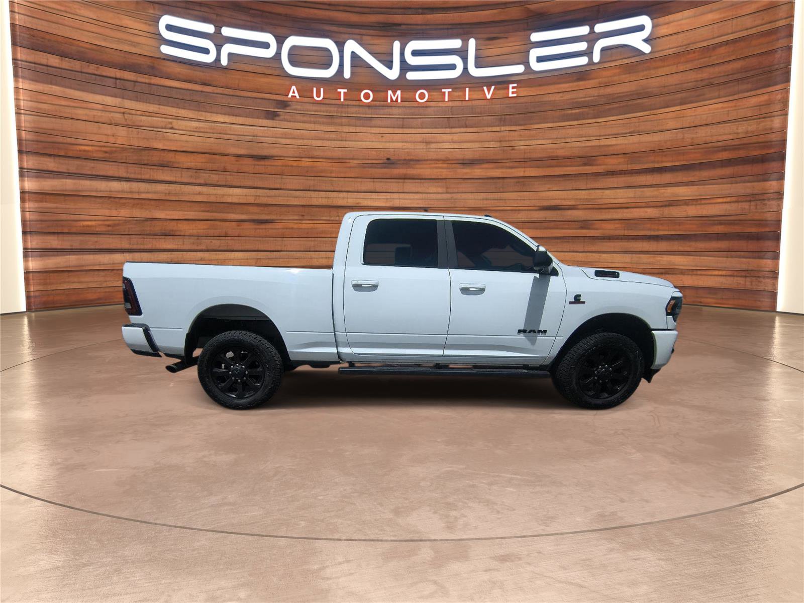 Used 2022 RAM 2500 Big Horn w/ Level C Equiment Group AWD/4WD image 7
