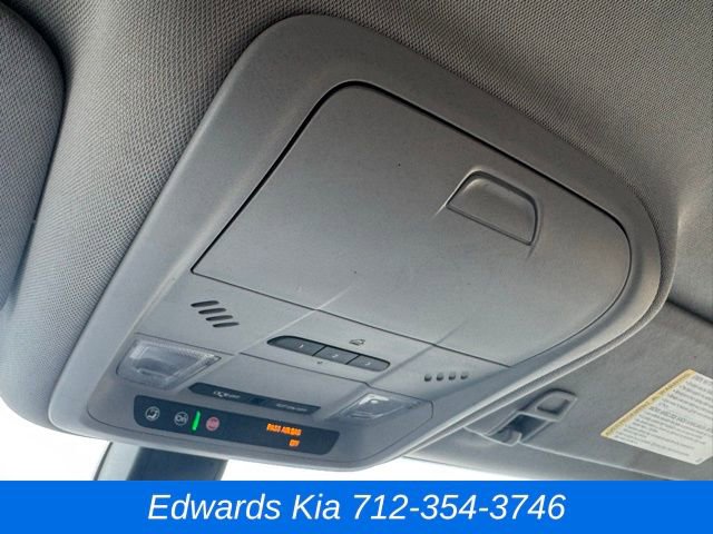 Used 2018 Chevrolet Equinox LT image 33