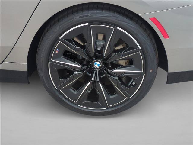 New 2026 BMW 760i xDrive AWD/4WD image 10