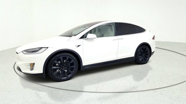 Used 2018 Tesla Model X 75D AWD/4WD image 4