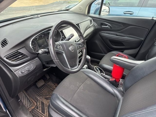 Used 2020 Buick Encore Preferred image 35