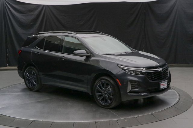 Used 2023 Chevrolet Equinox RS w/ RS Leather Package image 2