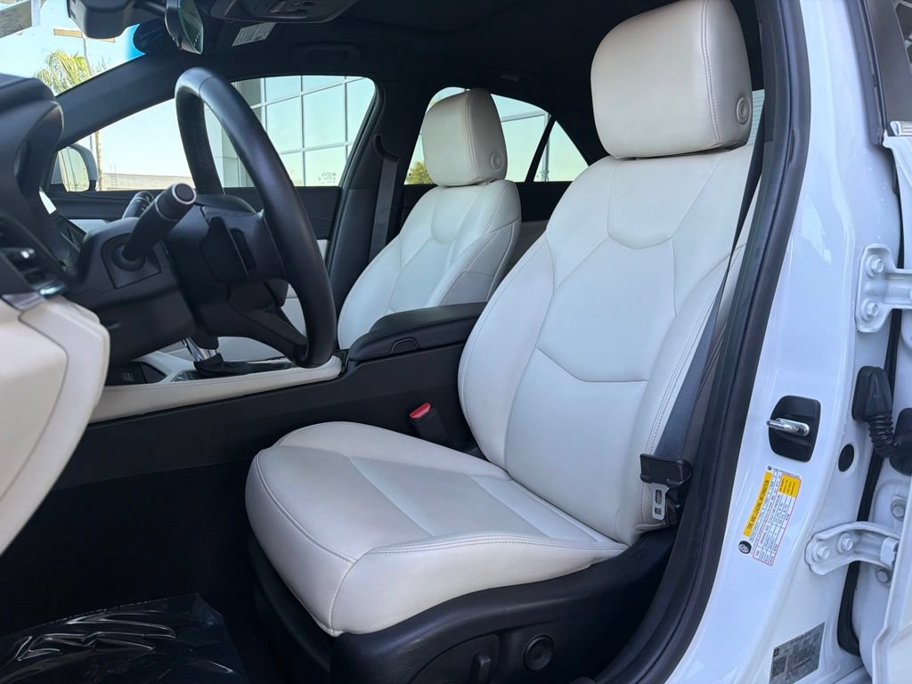 Used 2021 Cadillac CT4 Luxury w/ Sun And Sound Package RWD image 11