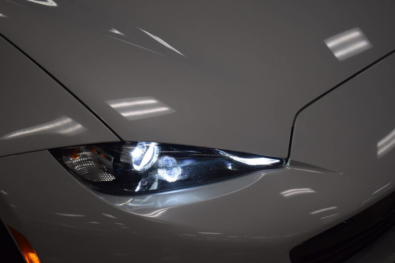 Used 2018 MAZDA MX-5 Miata RF Grand Touring image 6