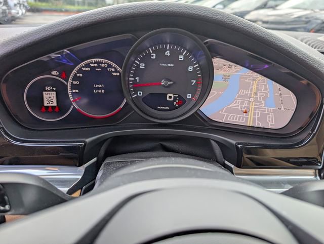 Used 2021 Porsche Panamera image 25