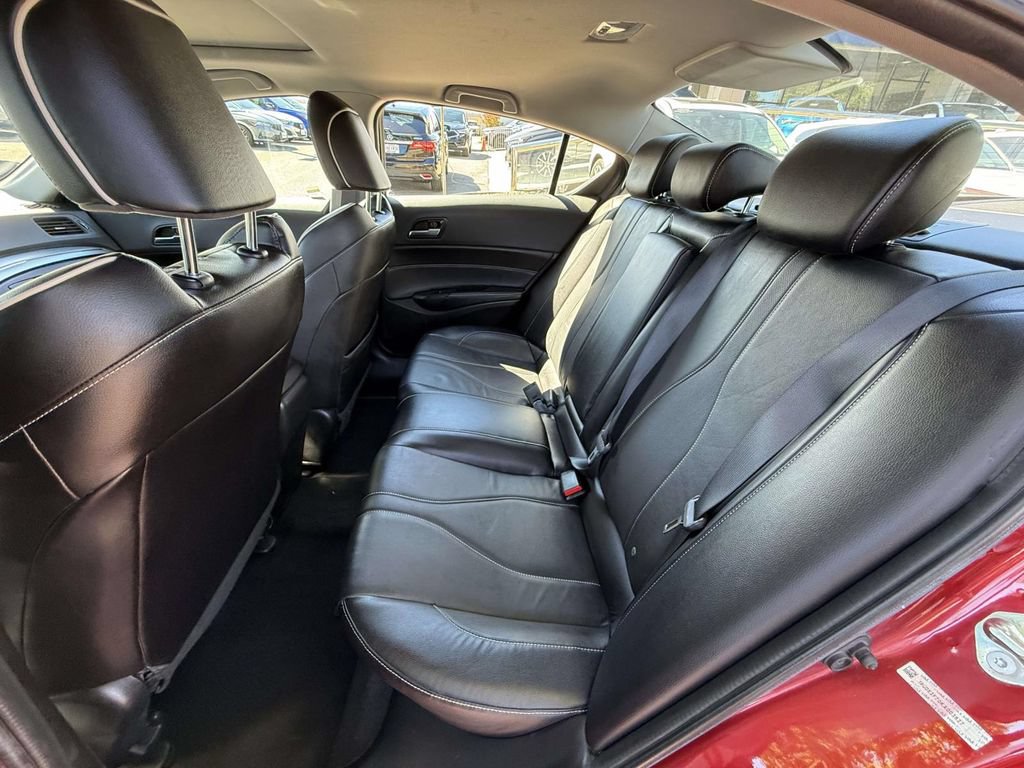 Used 2019 Acura ILX FWD image 9