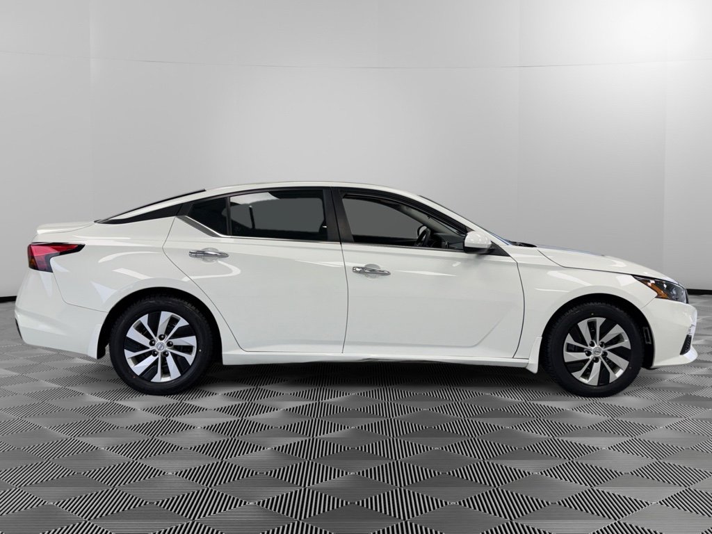 Used 2022 Nissan Altima 2.5 S image 9