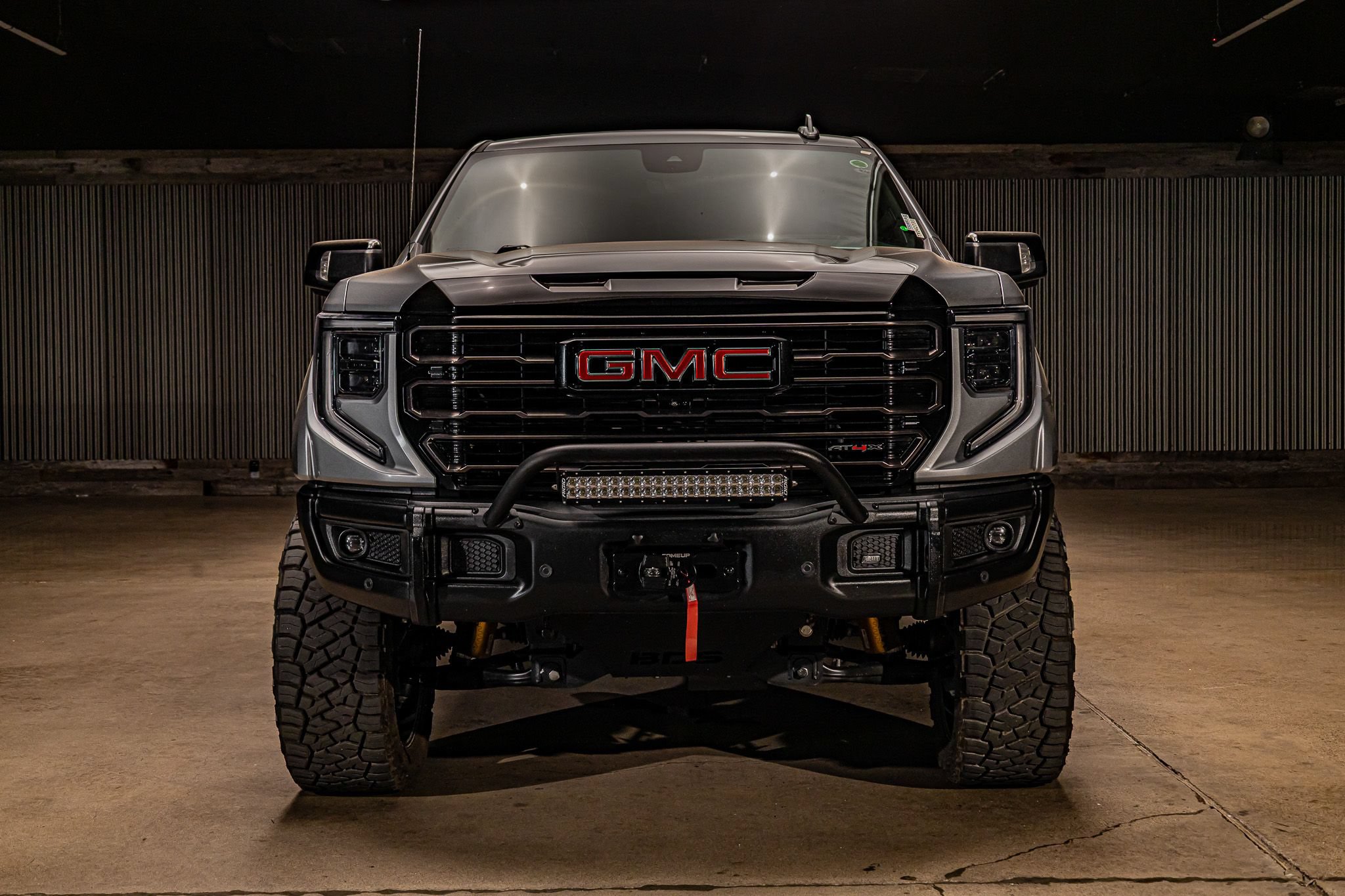 Used 2023 GMC Sierra 1500 AT4X w/ AT4X AEV Edition AWD/4WD image 2