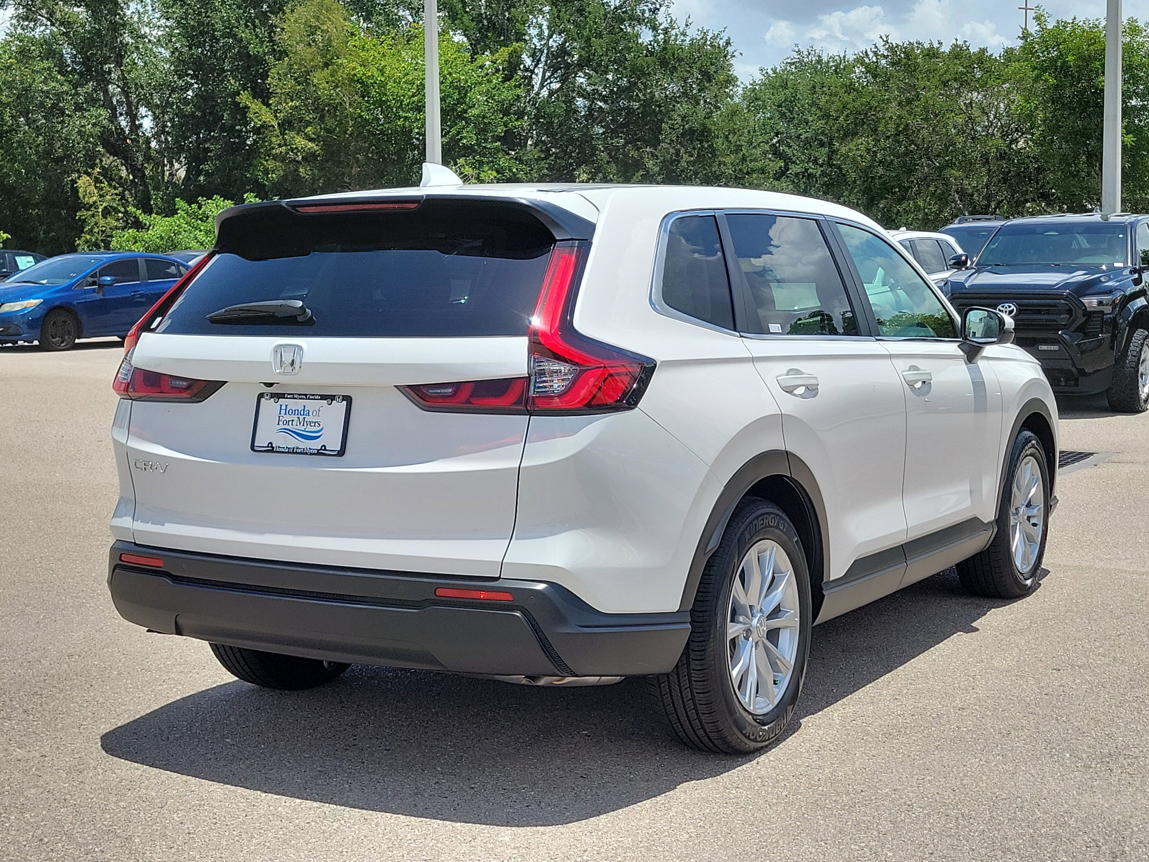 Used 2024 Honda CR-V EX-L image 7