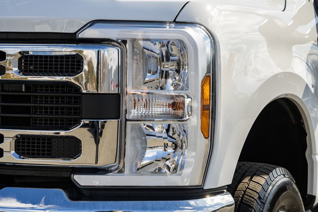 Used 2024 Ford F250 XL w/ Snow Plow Prep Package image 11