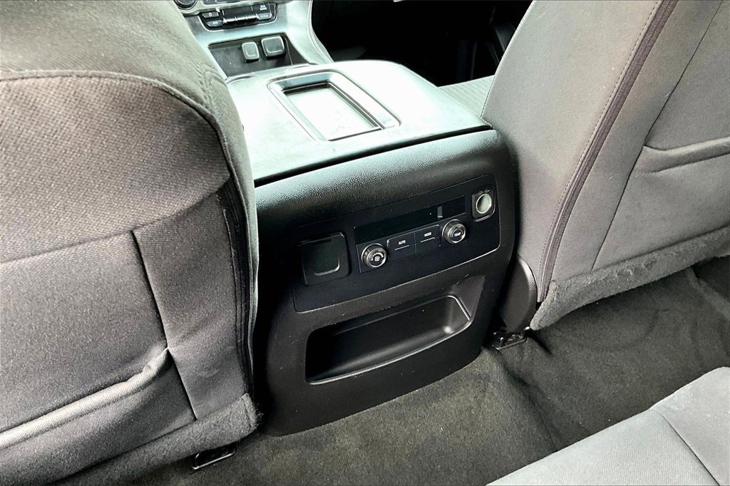 Used 2017 Chevrolet Tahoe LS image 28