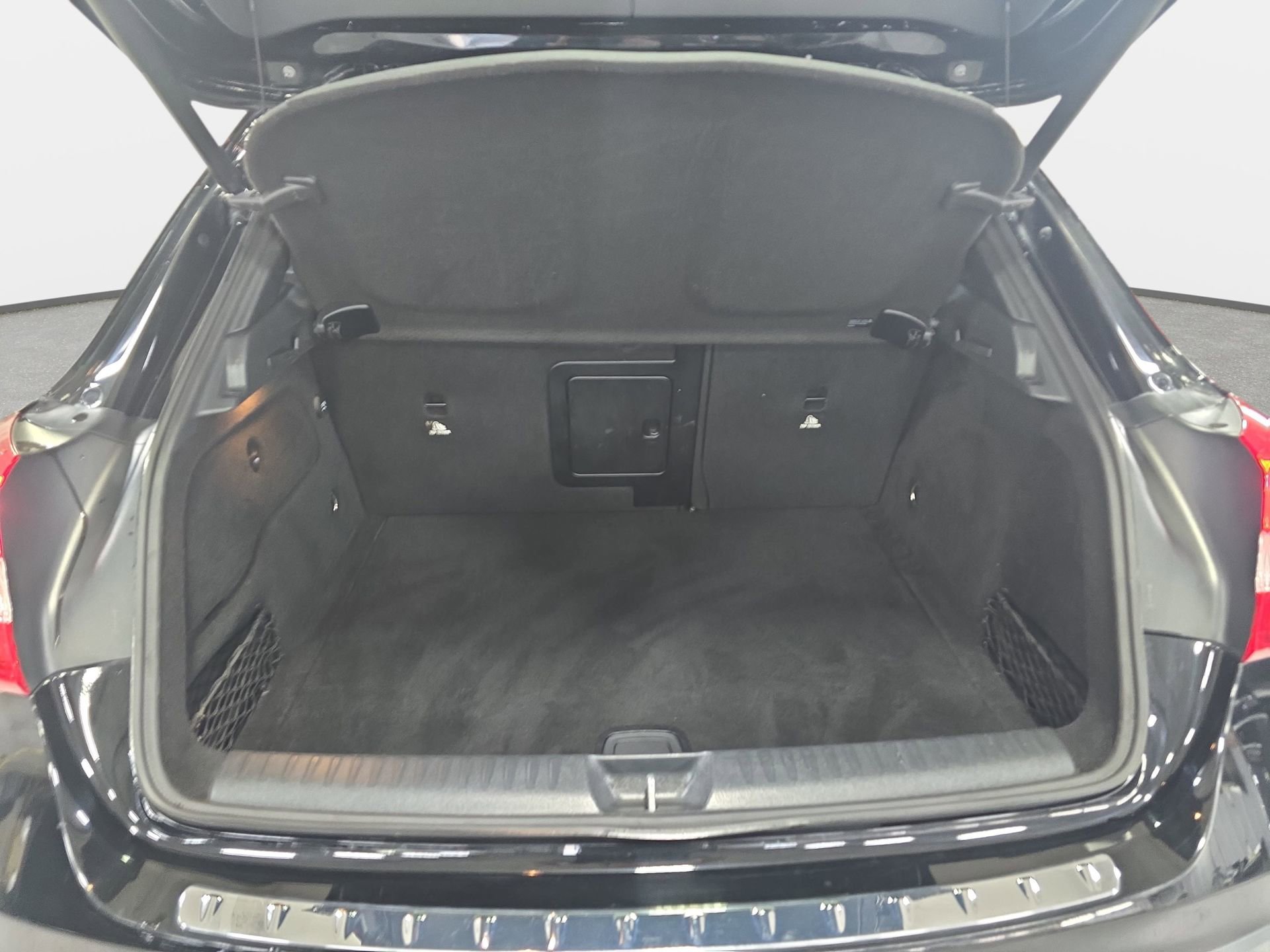 Certified 2016 Mercedes-Benz GLA 250 4MATIC image 12