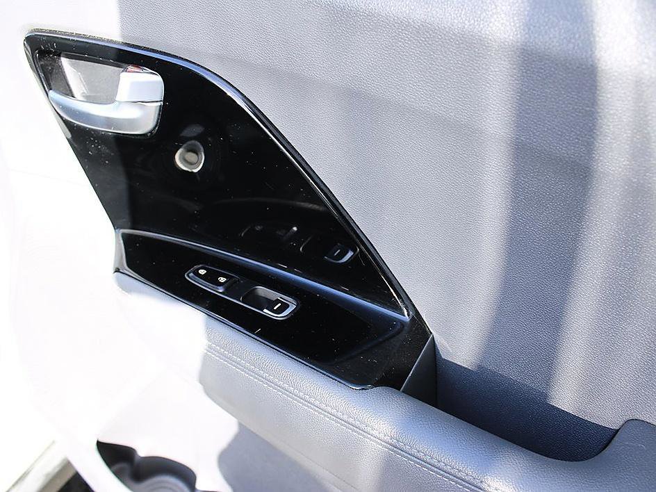 Used 2020 Kia Niro LXS FWD image 20