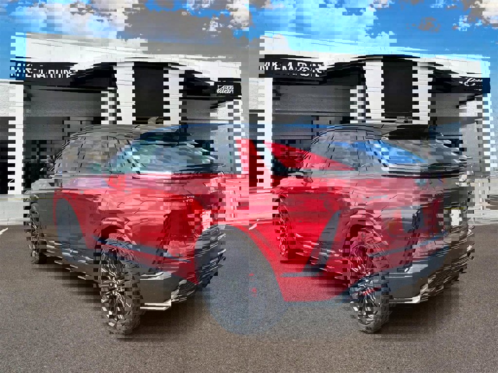 New 2026 Cadillac Lyriq V image 4