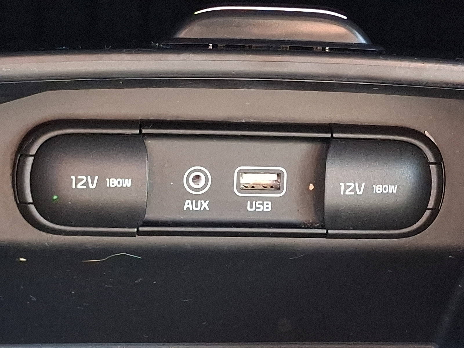 Used 2019 Kia Sorento AWD V6 image 27