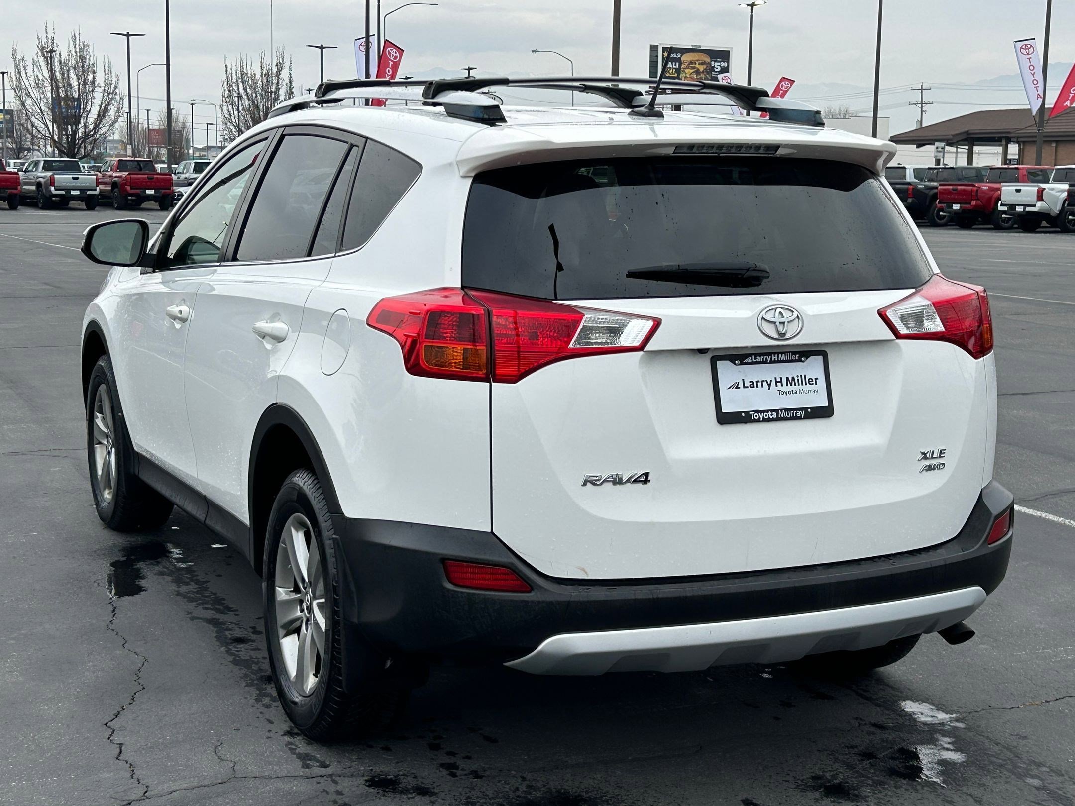 Used 2015 Toyota RAV4 XLE image 3