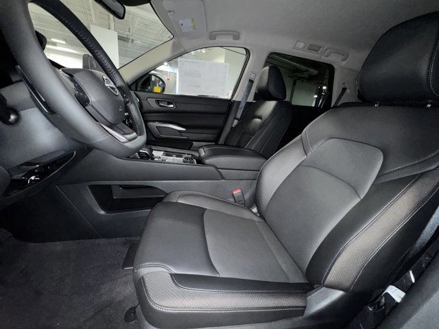 New 2026 Nissan Pathfinder SL image 21