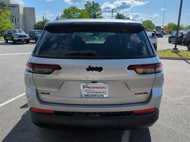 New 2025 Jeep Grand Cherokee L Limited w/ Black Appearance Package image 5