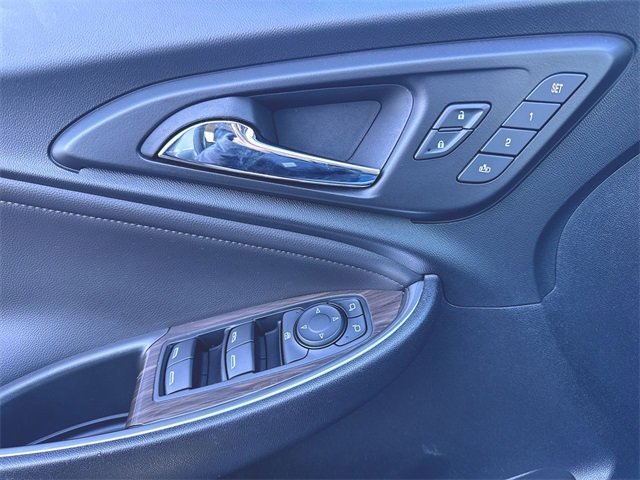 Used 2024 Chevrolet Malibu LT image 23