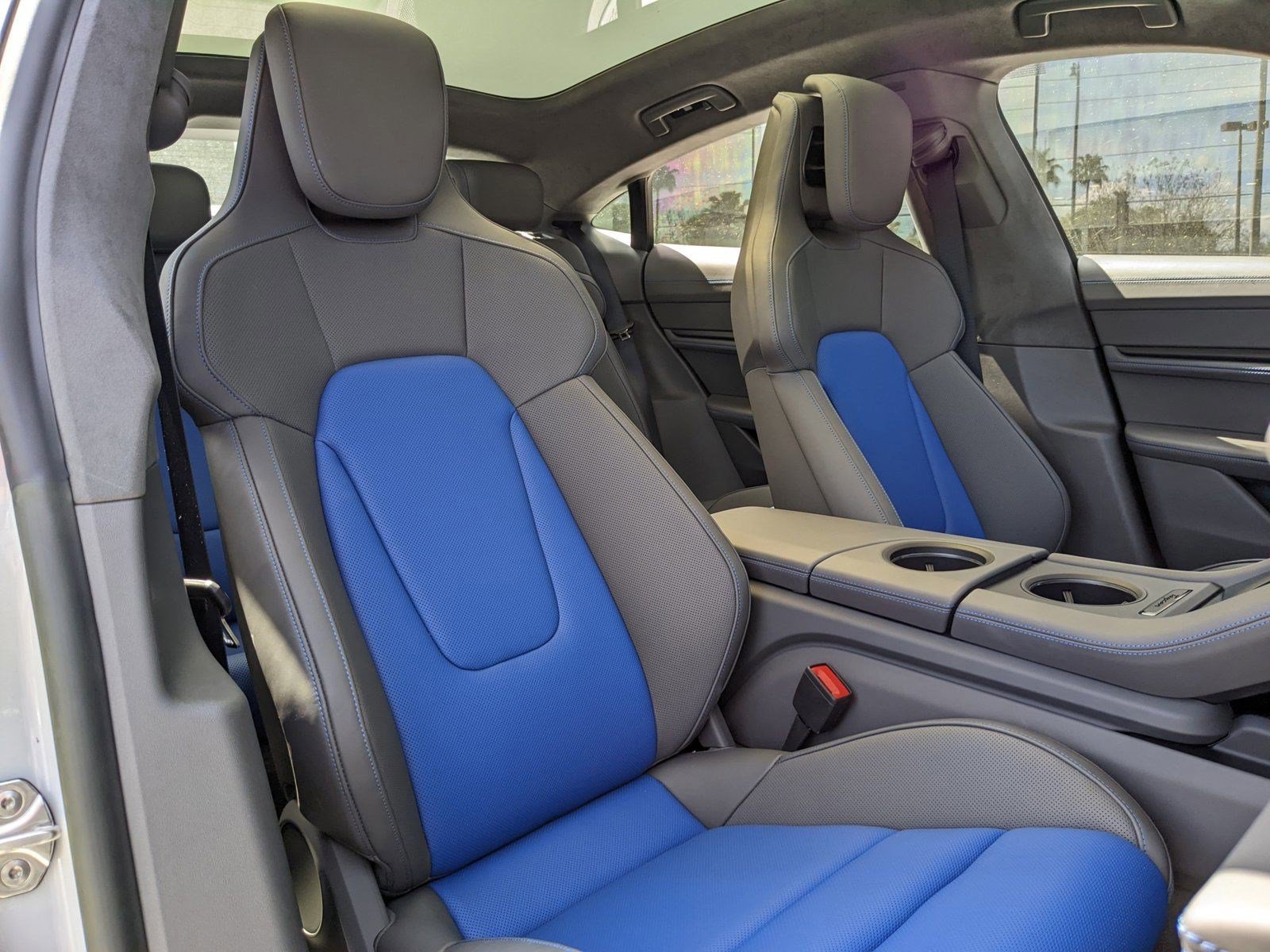 New 2023 Porsche Taycan GTS image 26