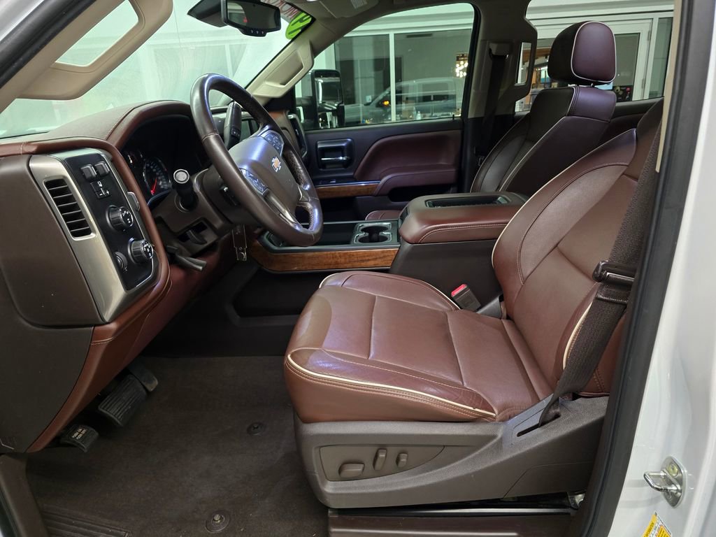 Used 2019 Chevrolet Silverado 2500 High Country w/ Duramax Plus Package image 20