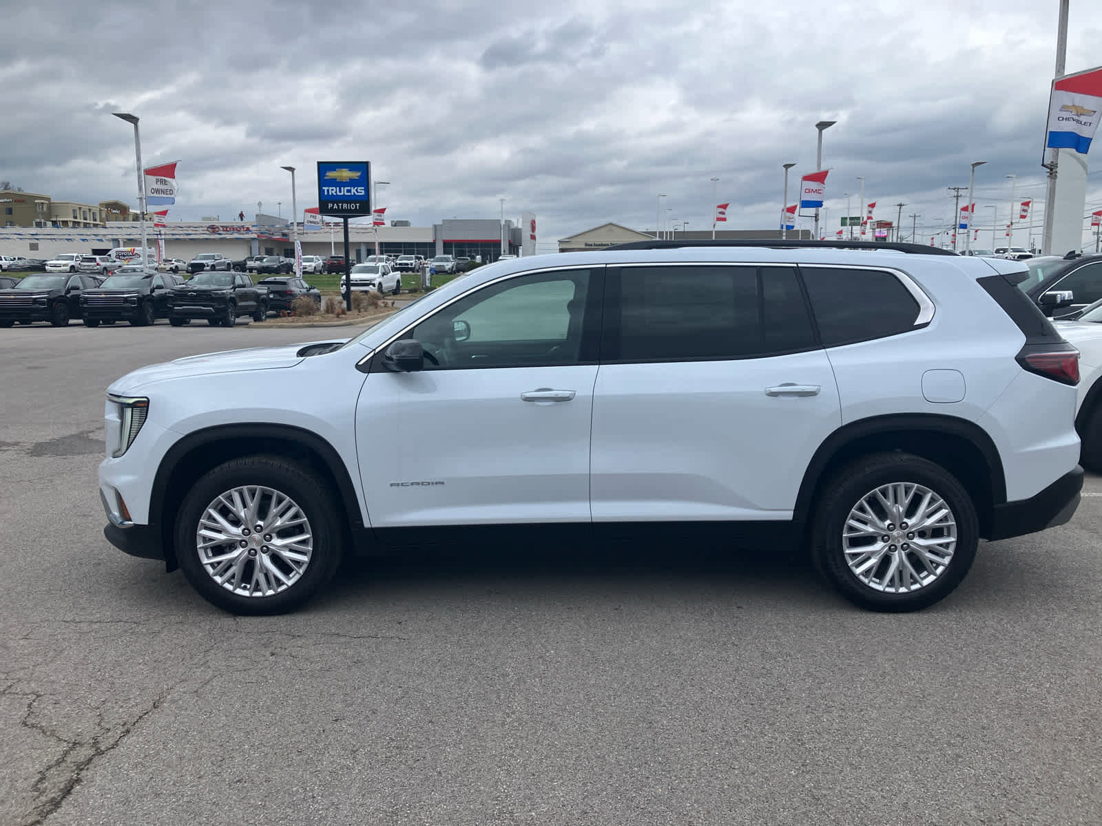 New 2026 GMC Acadia Elevation w/ Elevation Premium Package image 4